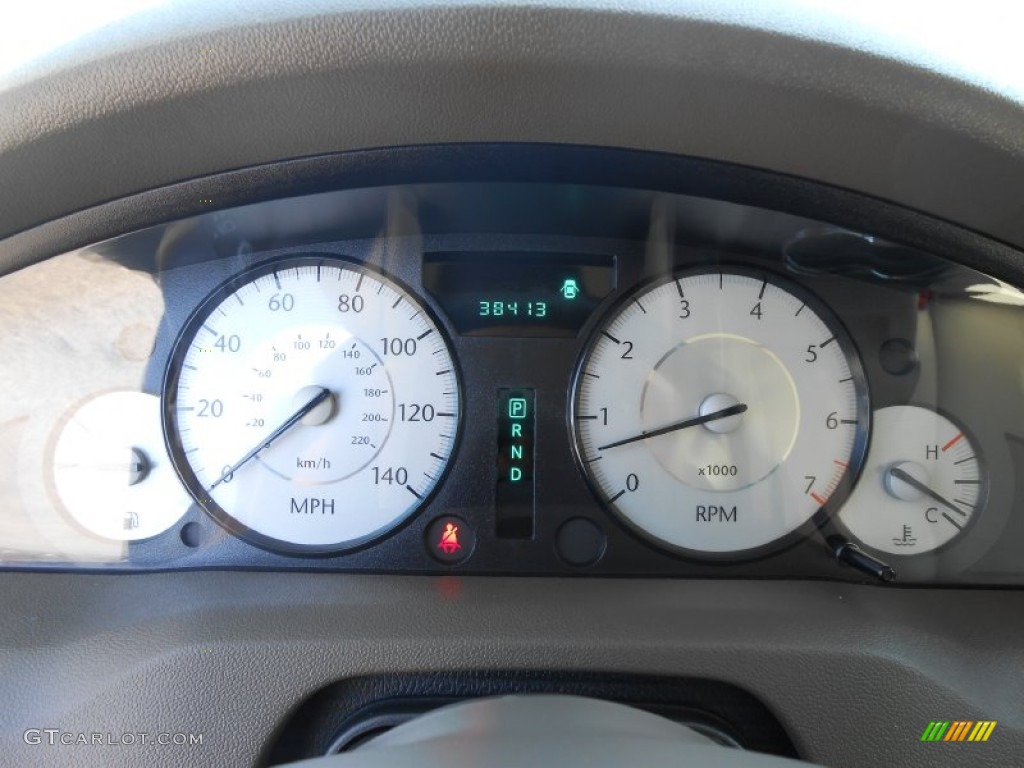 2010 Chrysler 300 Touring AWD Gauges Photos