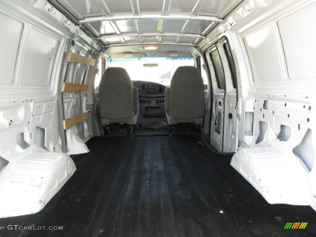2007 E Series Van E250 Cargo - Oxford White / Medium Flint Grey photo #23