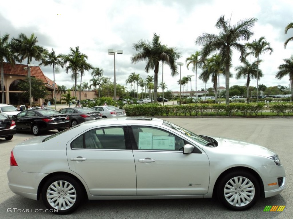 2010 Fusion Hybrid - Brilliant Silver Metallic / Medium Light Stone photo #5