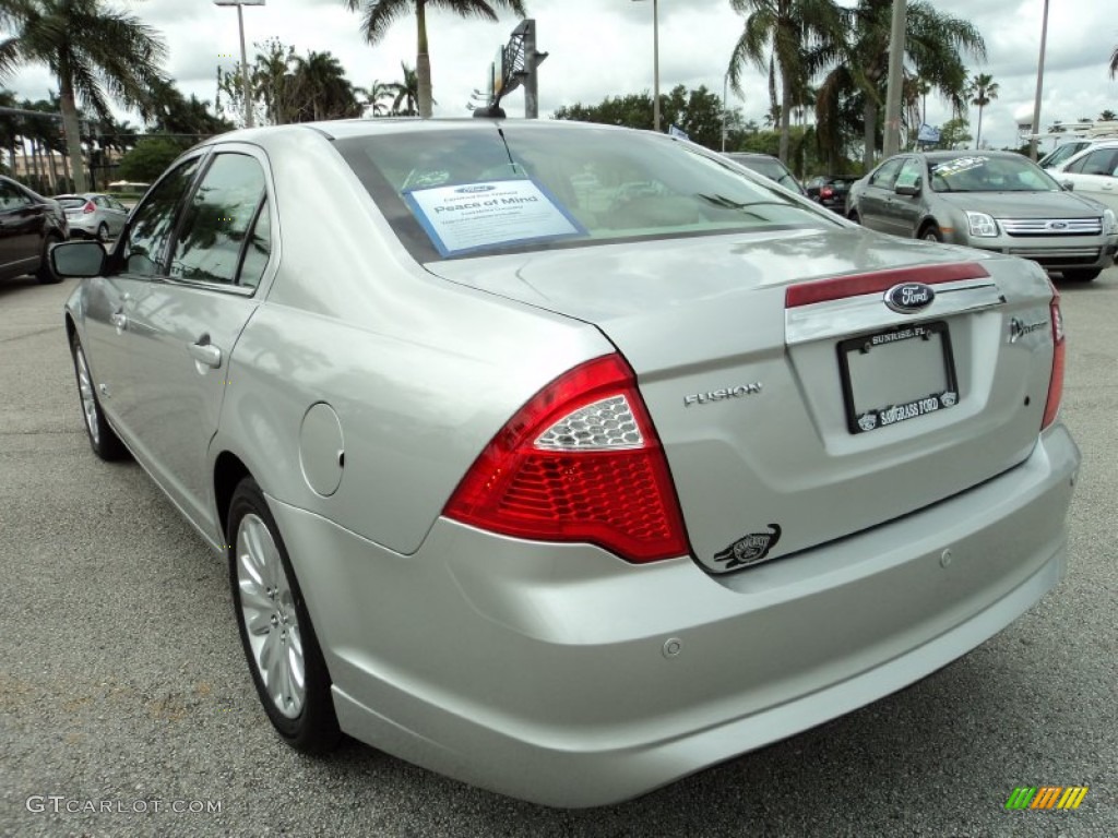 2010 Fusion Hybrid - Brilliant Silver Metallic / Medium Light Stone photo #9