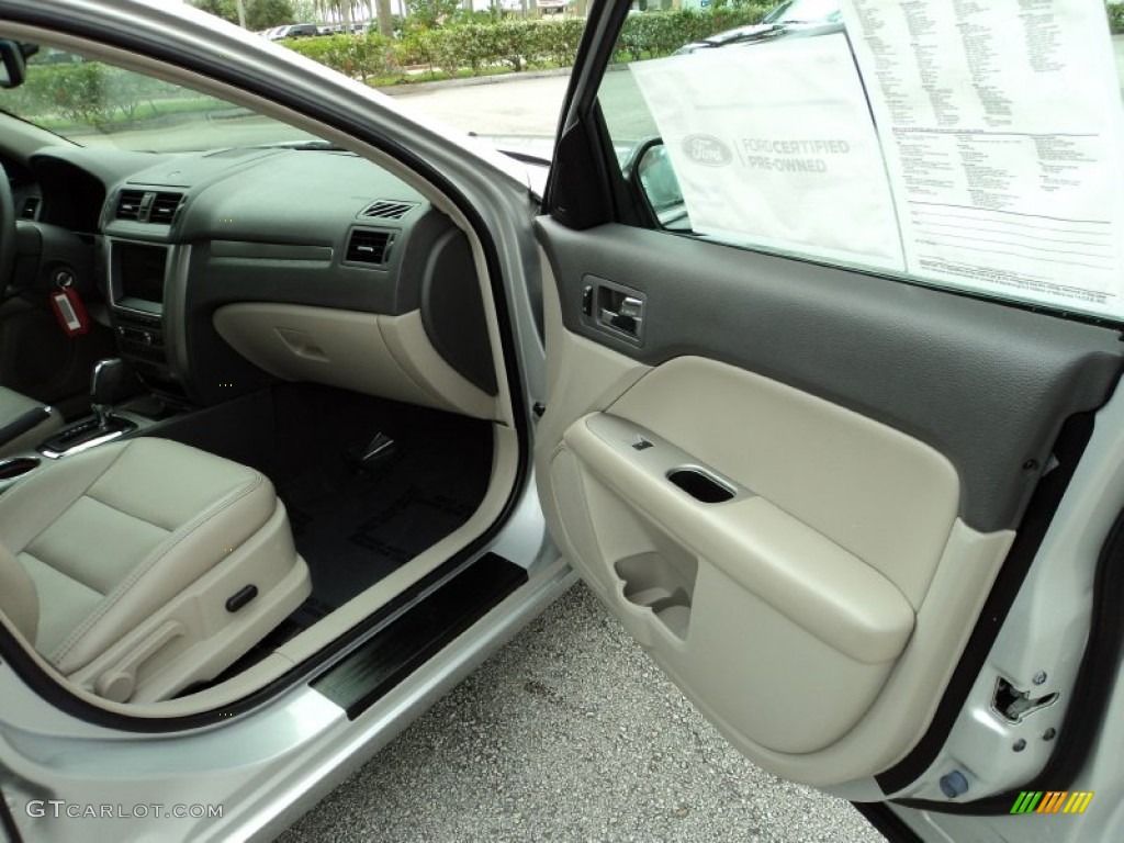 2010 Fusion Hybrid - Brilliant Silver Metallic / Medium Light Stone photo #20