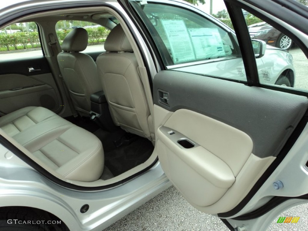 2010 Fusion Hybrid - Brilliant Silver Metallic / Medium Light Stone photo #22