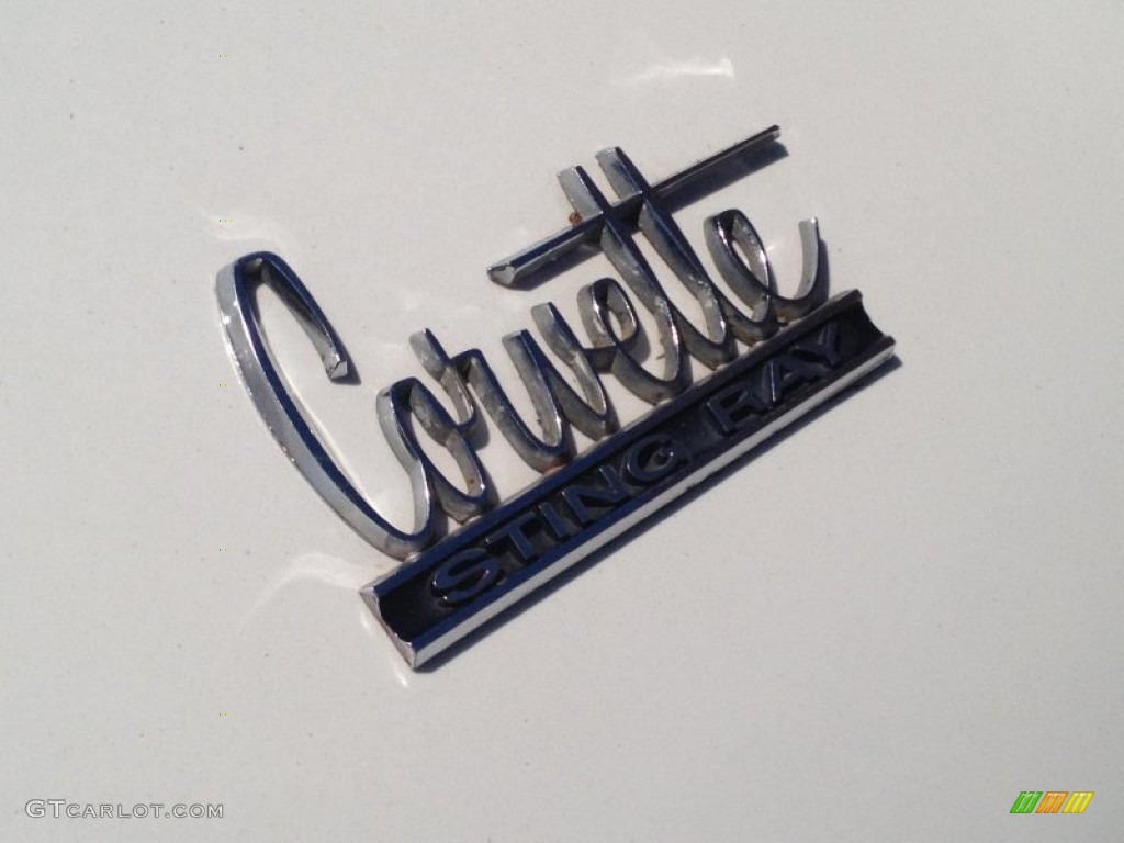 1966 Chevrolet Corvette Sting Ray Coupe Marks and Logos Photo #80568508
