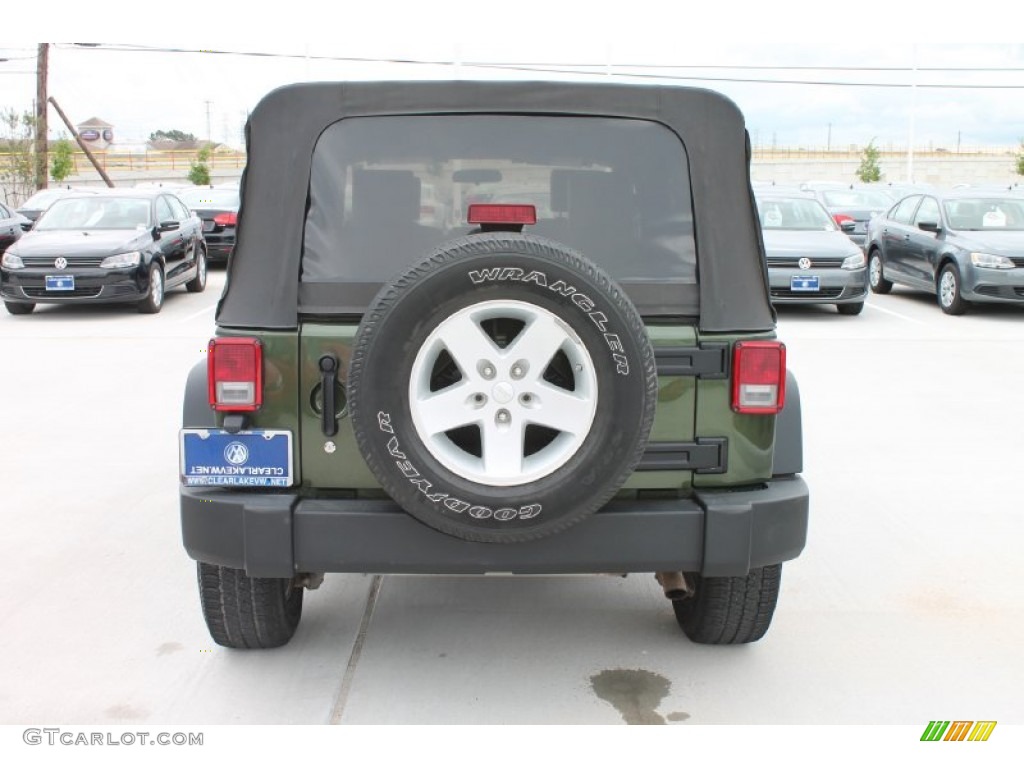 2008 Wrangler Unlimited X - Jeep Green Metallic / Dark Slate Gray/Med Slate Gray photo #8