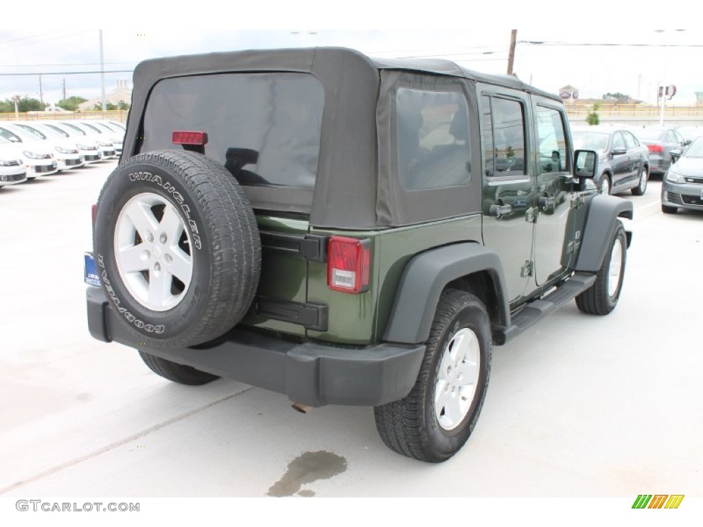 2008 Wrangler Unlimited X - Jeep Green Metallic / Dark Slate Gray/Med Slate Gray photo #9