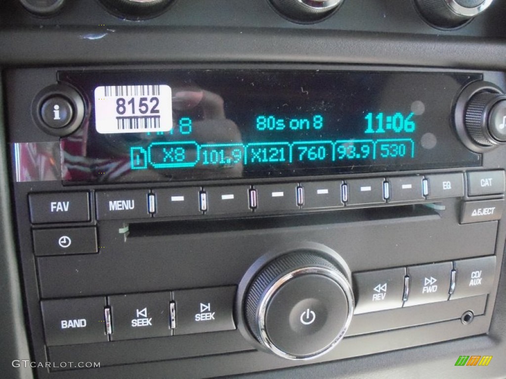 2013 Chevrolet Express 2500 Cargo Van Audio System Photo #80571196