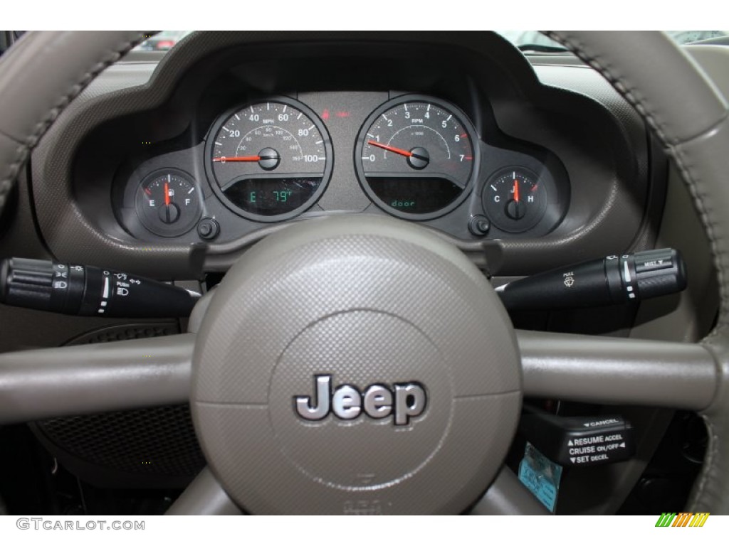 2008 Wrangler Unlimited X - Jeep Green Metallic / Dark Slate Gray/Med Slate Gray photo #24