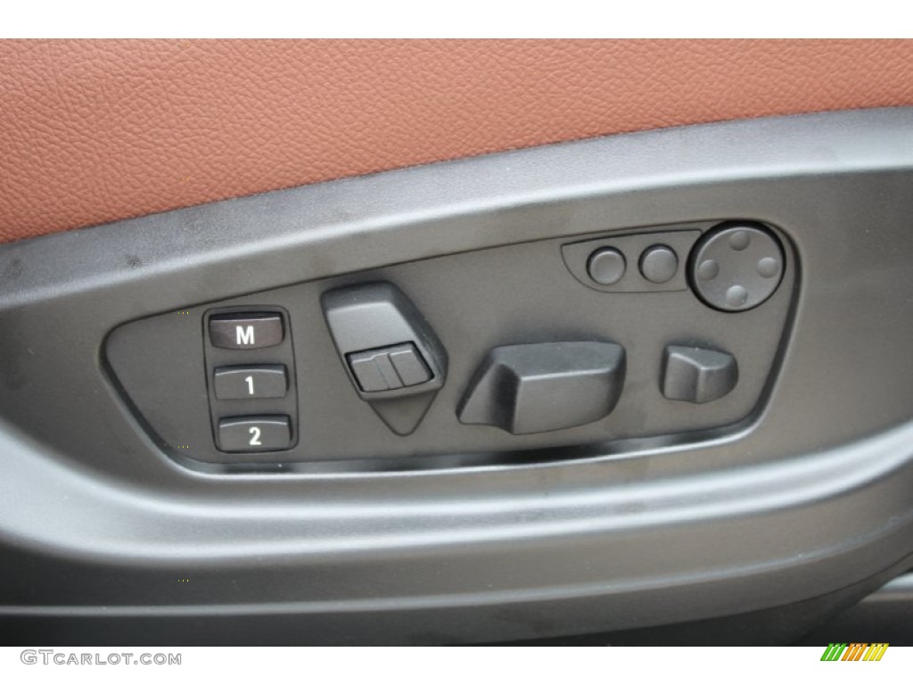 2013 BMW X5 xDrive 50i Controls Photo #80573107