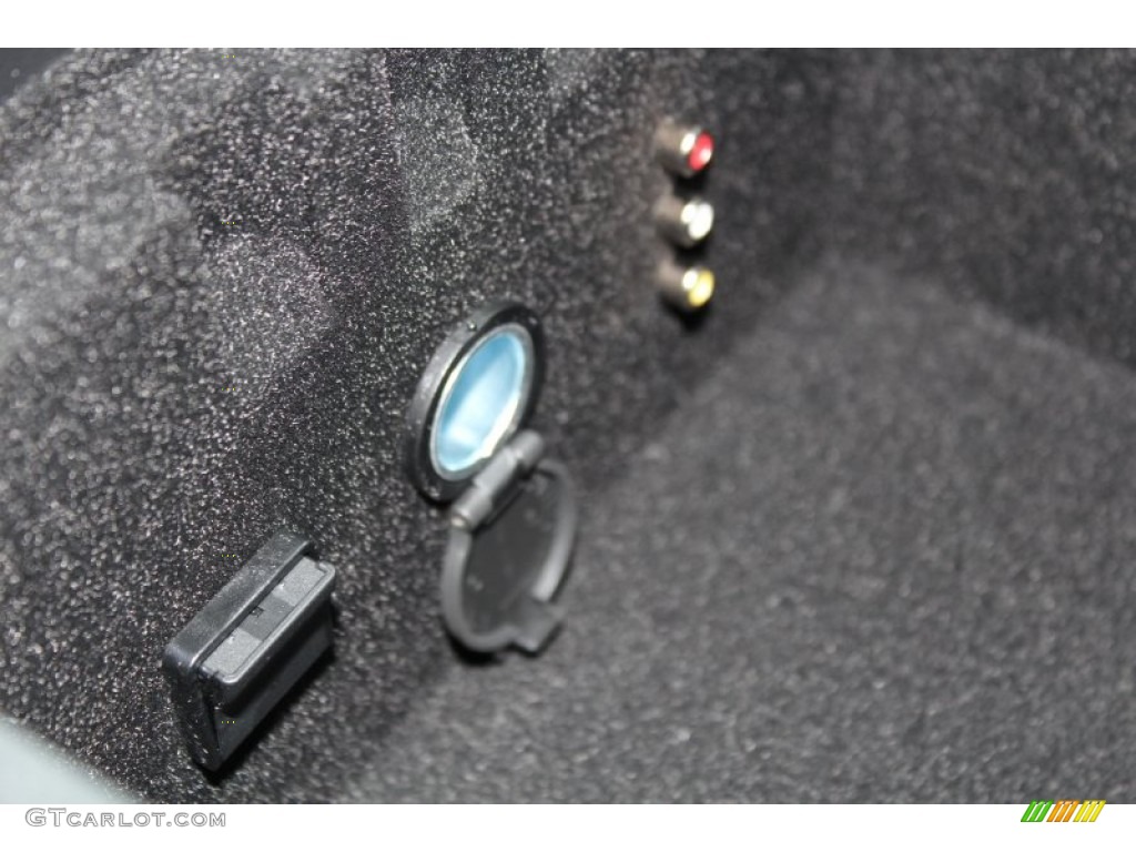 2013 Infiniti JX 35 Controls Photo #80575720