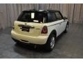 Pepper White - Cooper Hardtop Photo No. 13