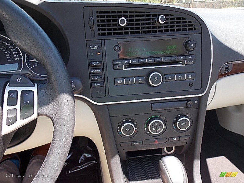 2011 Saab 9-3 2.0T Convertible Controls Photo #80580415