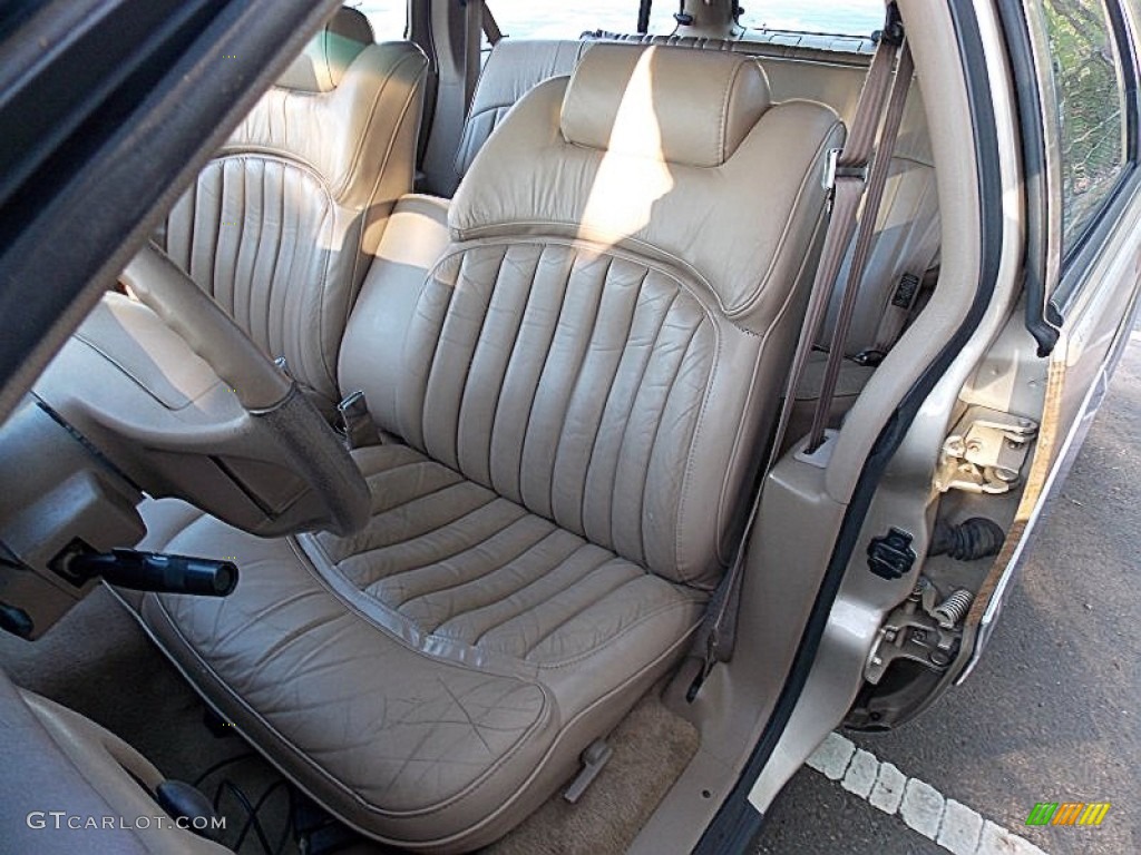 1995 Roadmaster Estate Wagon - Light Driftwood Metallic / Beige photo #9