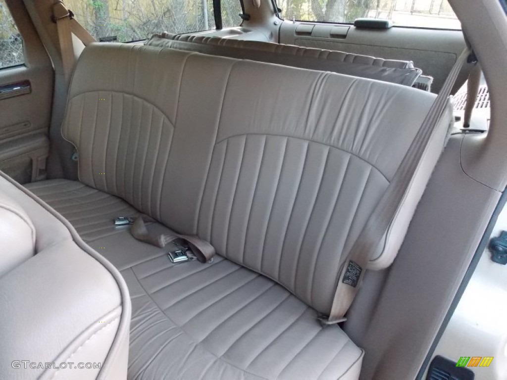 1995 Roadmaster Estate Wagon - Light Driftwood Metallic / Beige photo #13