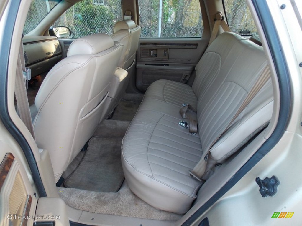 1995 Roadmaster Estate Wagon - Light Driftwood Metallic / Beige photo #14
