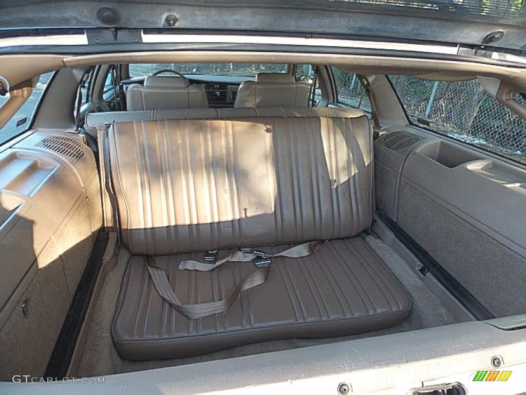 1995 Roadmaster Estate Wagon - Light Driftwood Metallic / Beige photo #20
