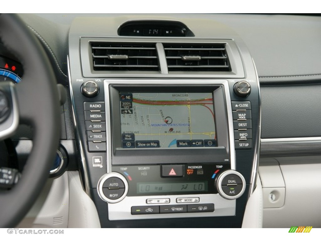 2013 Camry Hybrid XLE - Cosmic Gray Metallic / Light Gray photo #6