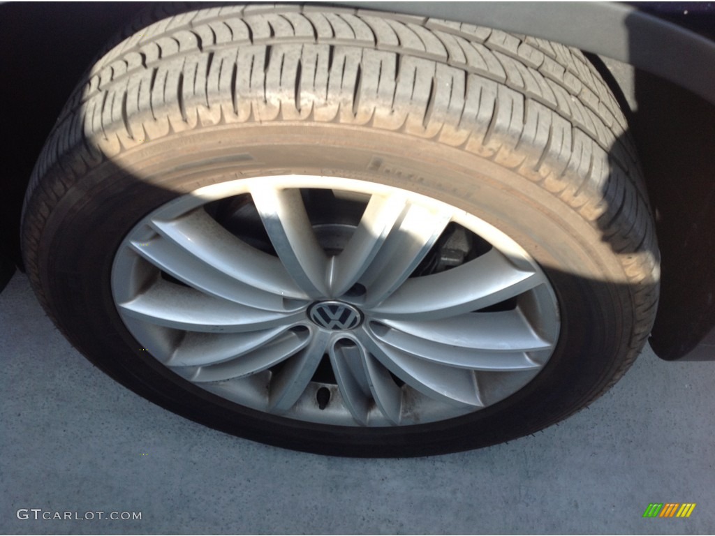 2011 Tiguan SE - Night Blue Metallic / Sandstone photo #3