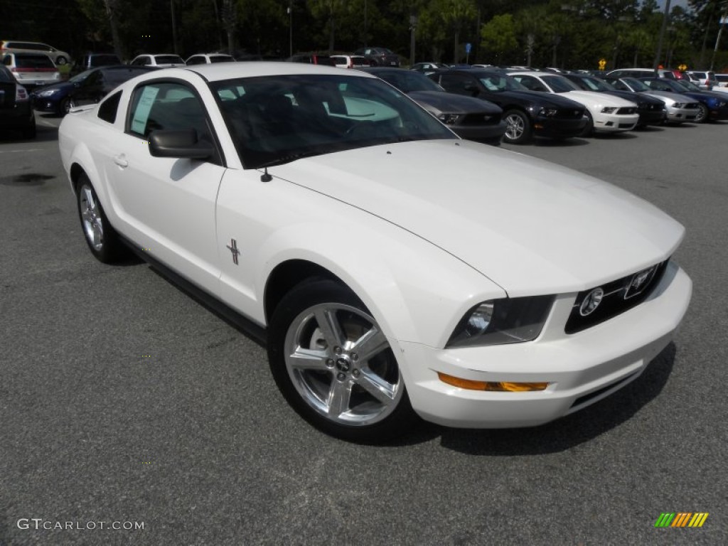 2008 Mustang V6 Premium Coupe - Performance White / Dark Charcoal photo #1