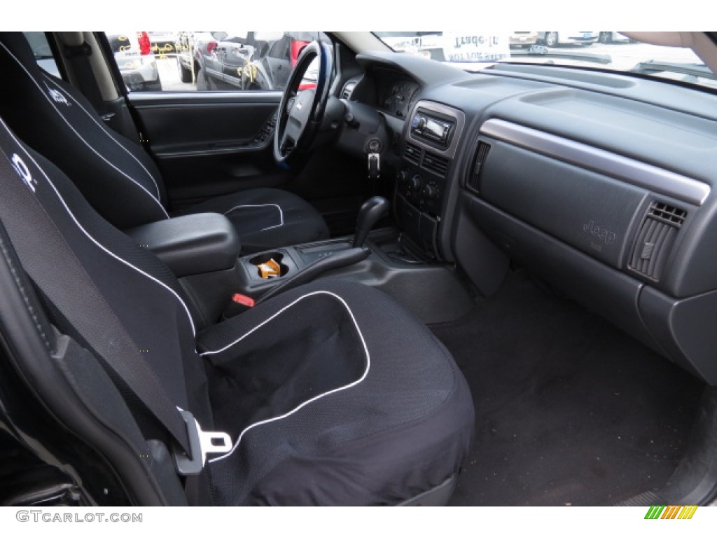 2002 Grand Cherokee Laredo - Black / Dark Slate Gray photo #6