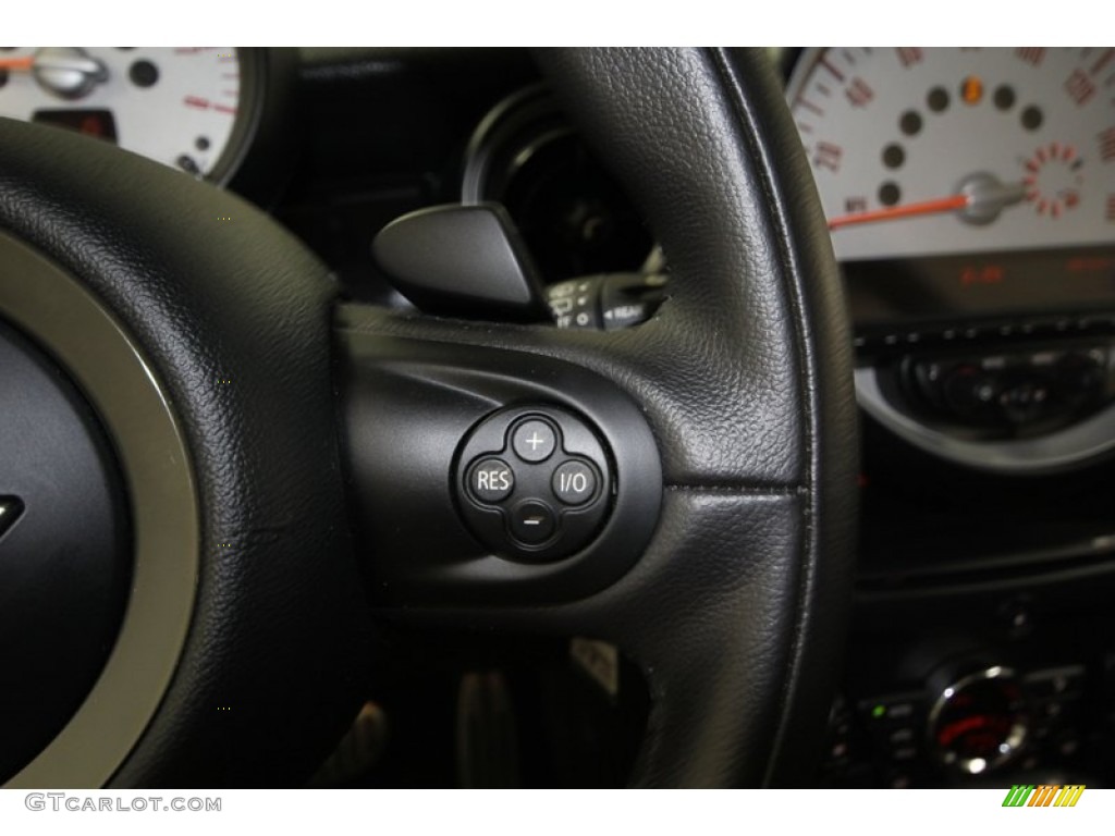 2011 Mini Cooper S Hardtop Controls Photo #80589251
