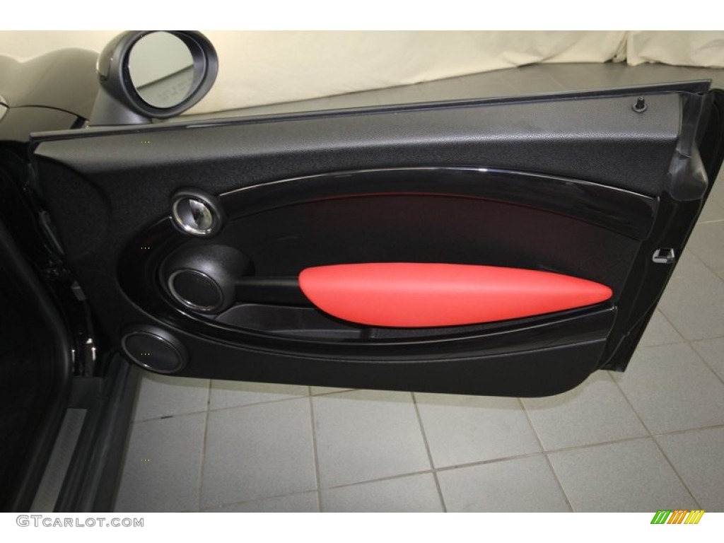 2011 Mini Cooper S Hardtop Rooster Red/Carbon Black Door Panel Photo #80589351