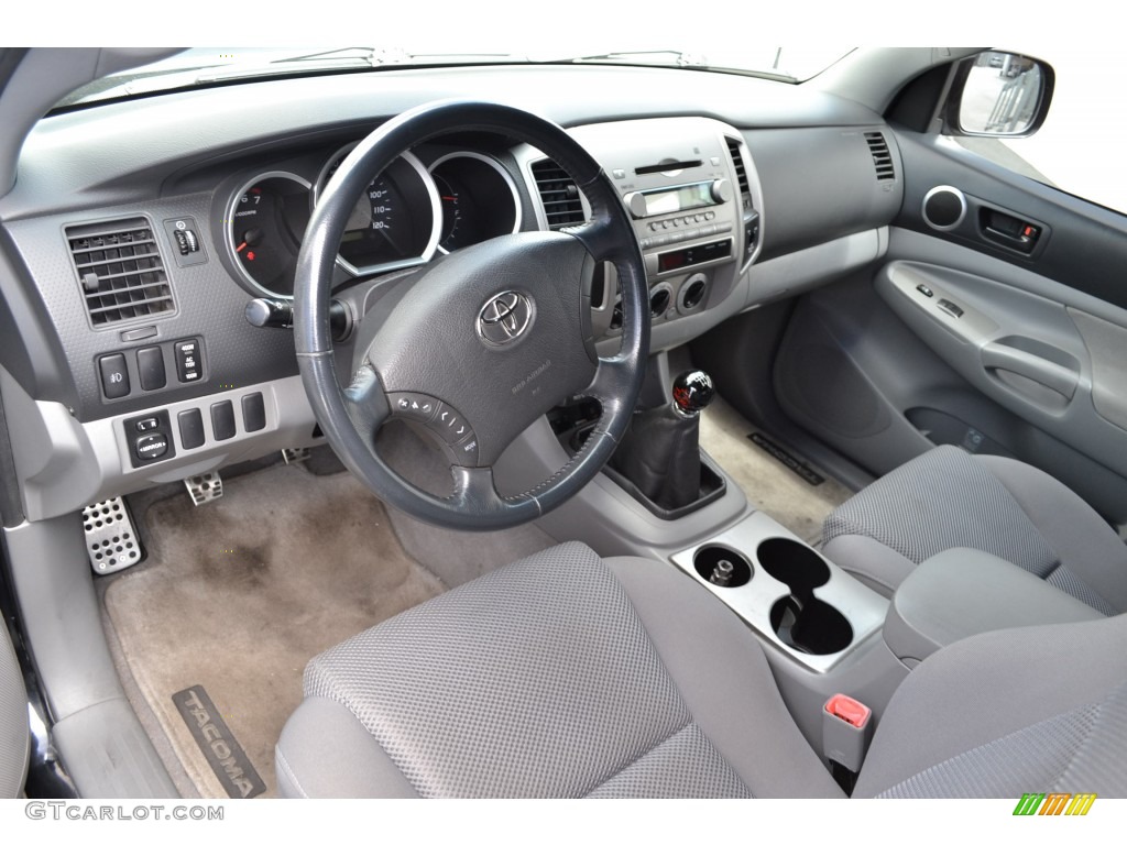 Graphite Gray Interior 2005 Toyota Tacoma X-Runner Photo #80589385