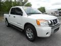 Blizzard White - Titan SE Crew Cab Photo No. 10