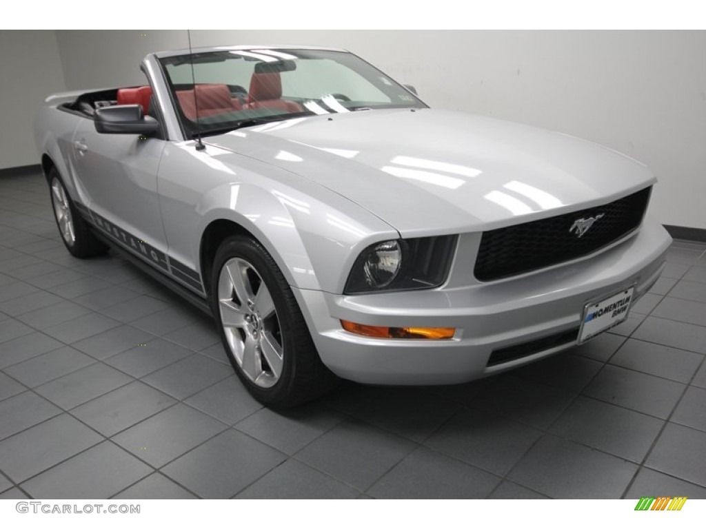 2006 Mustang V6 Premium Convertible - Satin Silver Metallic / Red/Dark Charcoal photo #1