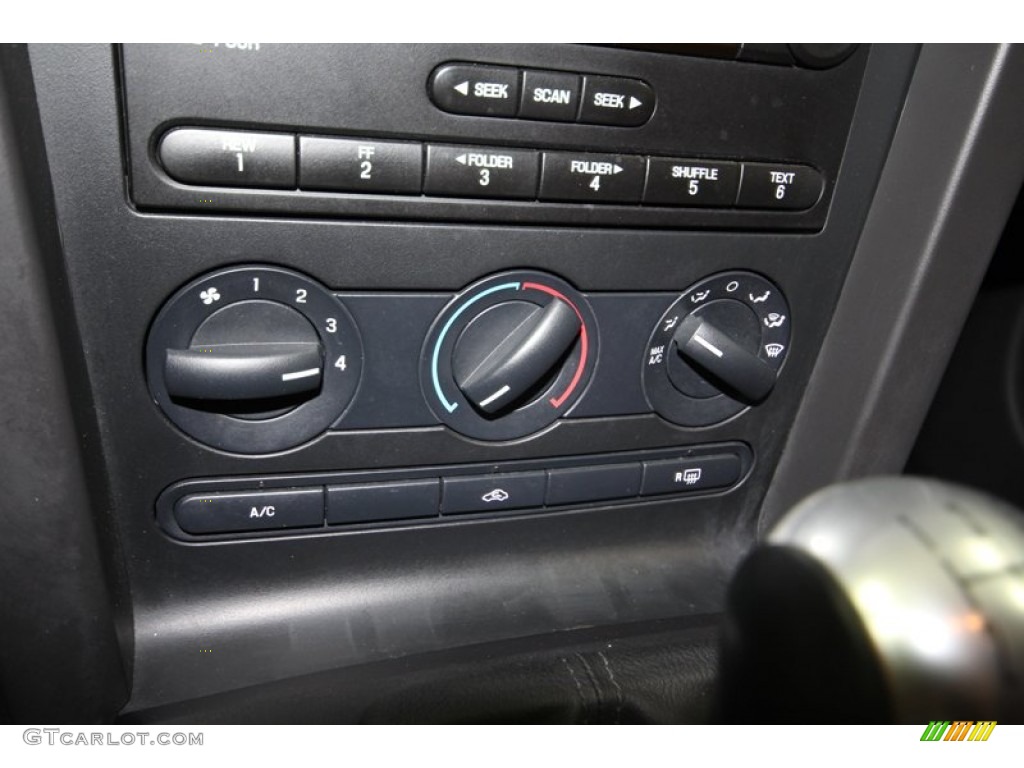 2006 Ford Mustang V6 Premium Convertible Controls Photo #80591119