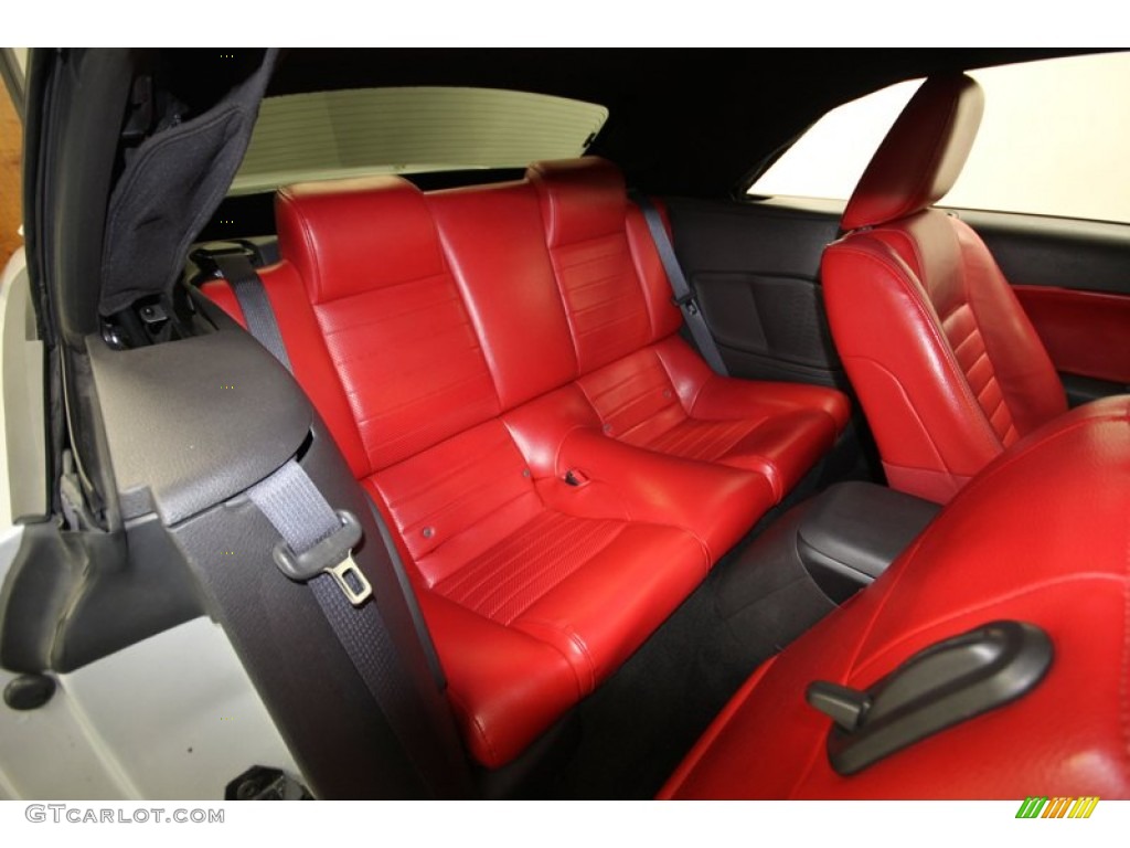 2006 Ford Mustang V6 Premium Convertible Rear Seat Photo #80591140