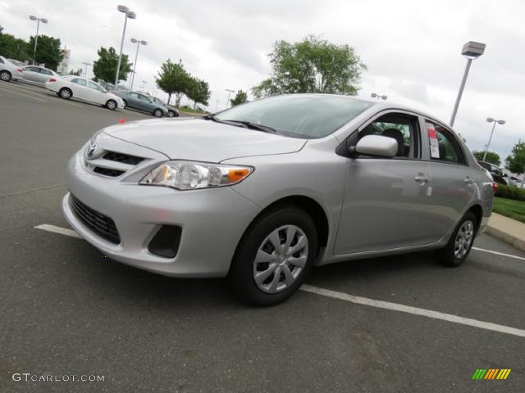 2013 Corolla L - Classic Silver Metallic / Ash photo #3