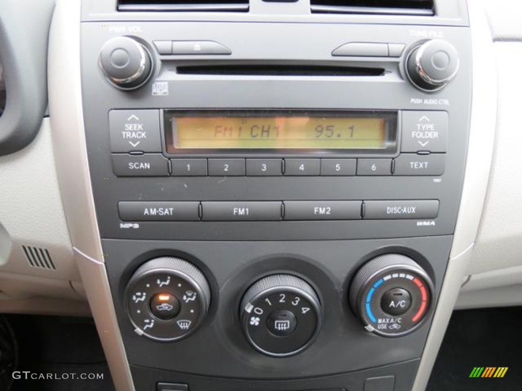 2013 Corolla L - Classic Silver Metallic / Ash photo #12