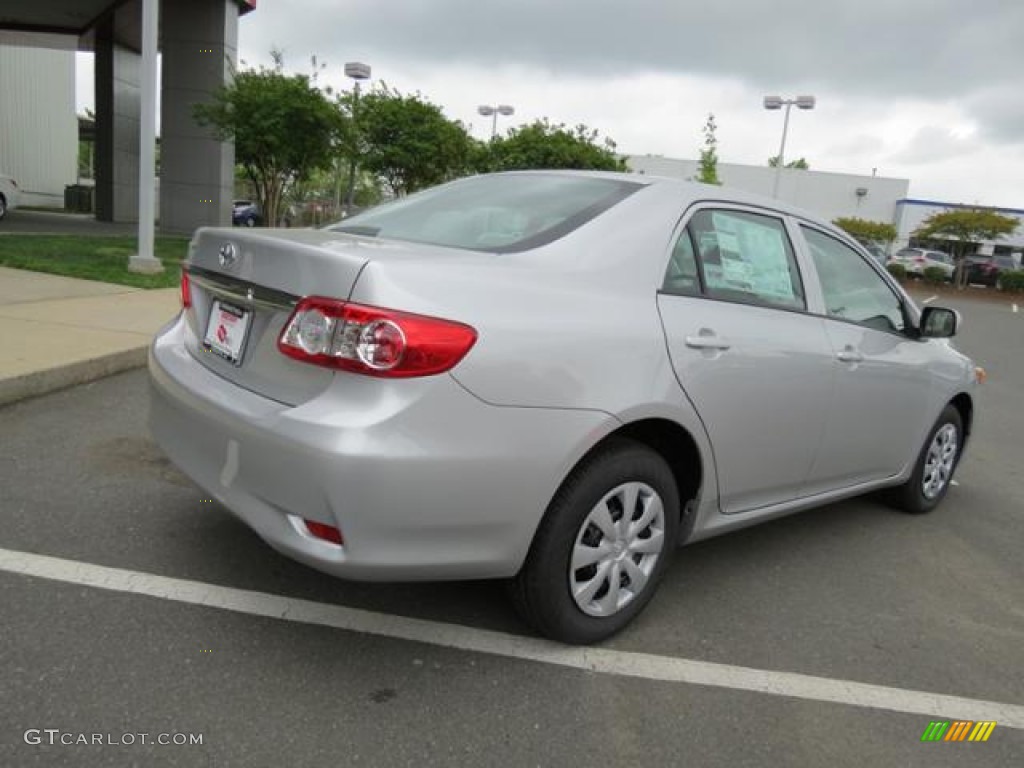 2013 Corolla L - Classic Silver Metallic / Ash photo #18