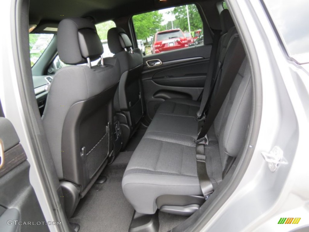2014 Jeep Grand Cherokee Laredo Rear Seat Photos