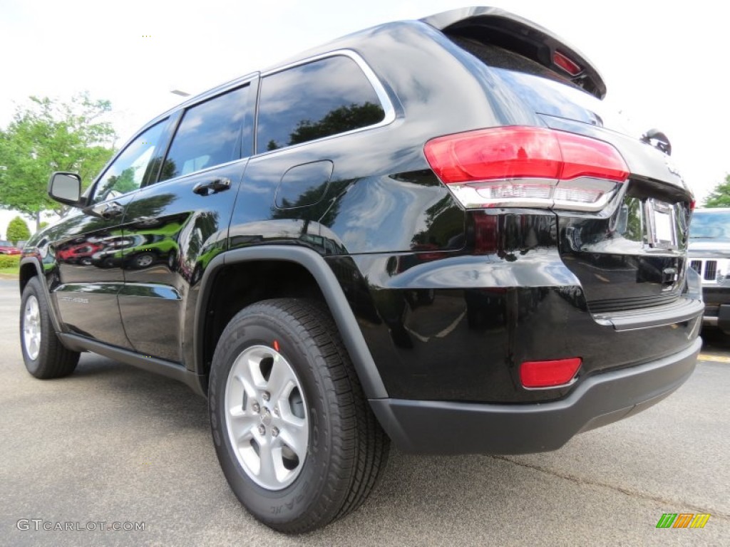 2014 Grand Cherokee Laredo - Black Forest Green Pearl / Morocco Black photo #2