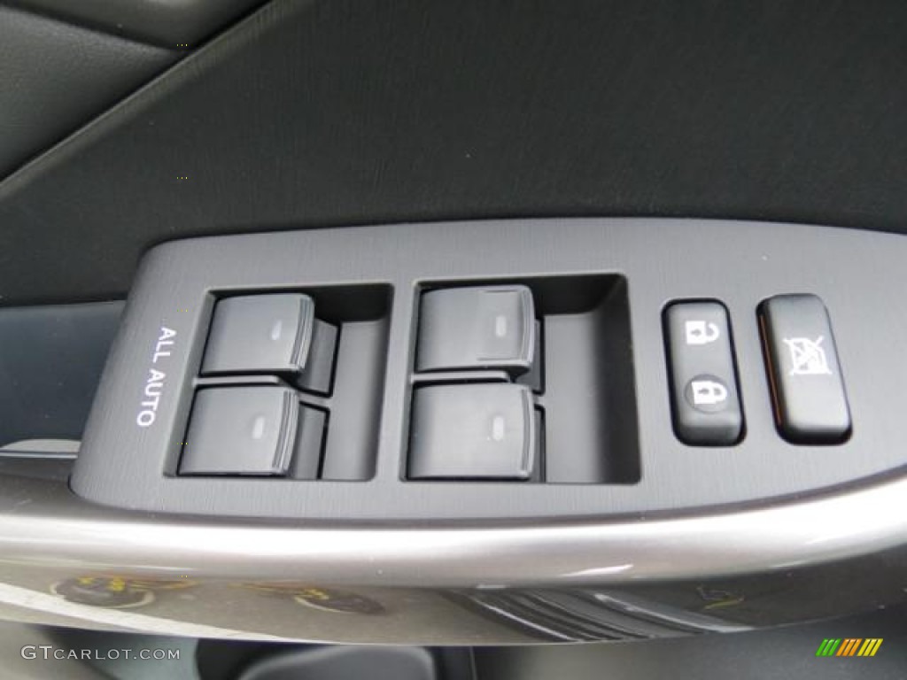 2013 Toyota Prius Persona Series Hybrid Controls Photo #80595687