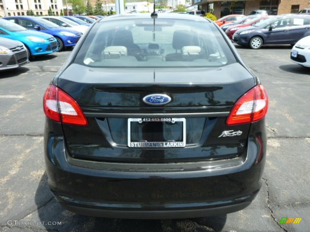 2013 Fiesta S Sedan - Tuxedo Black / Charcoal Black/Light Stone photo #3