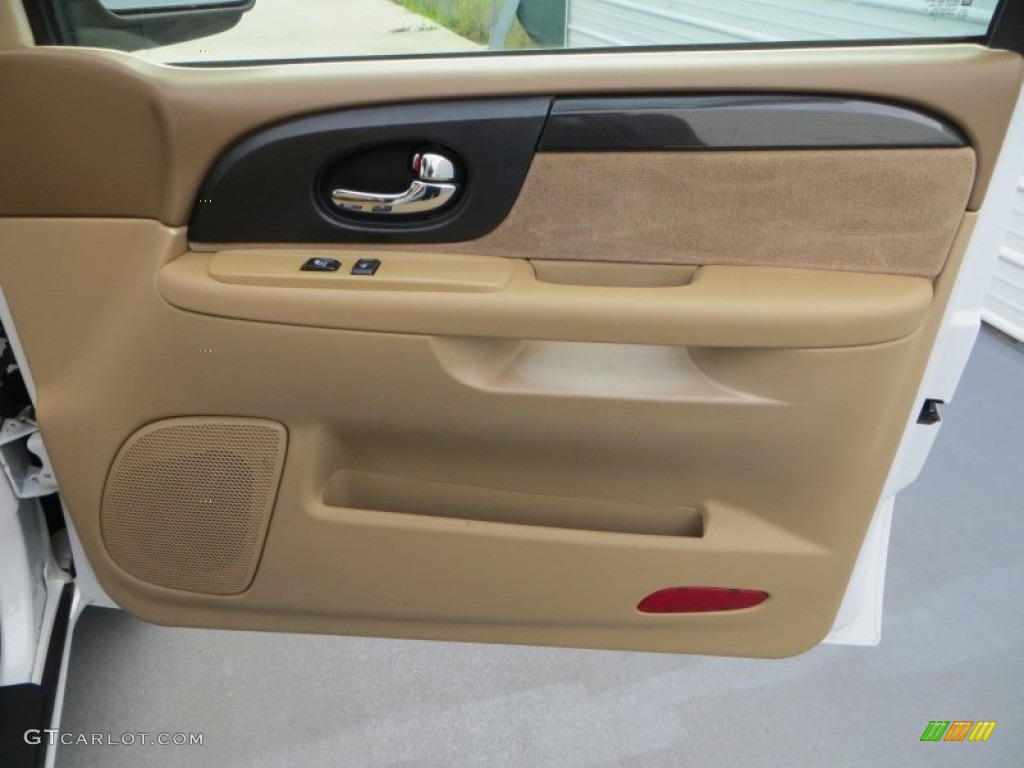 2003 GMC Envoy SLE Door Panel Photos