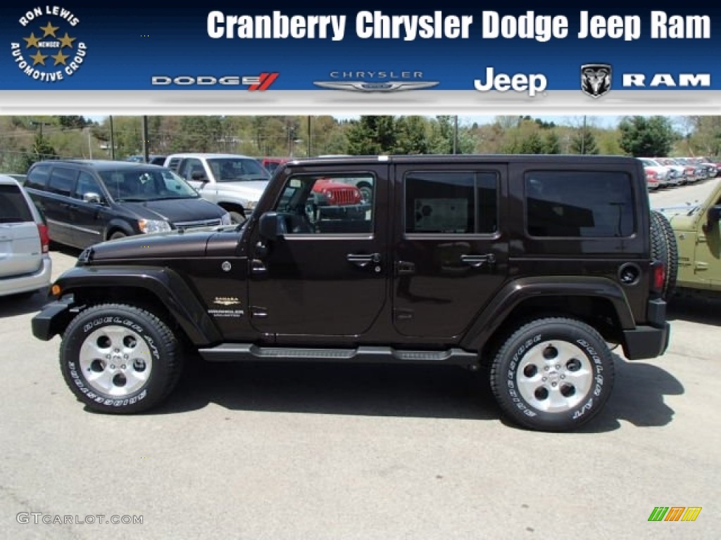 2013 Wrangler Unlimited Sahara 4x4 - Rugged Brown Pearl / Black/Dark Saddle photo #1