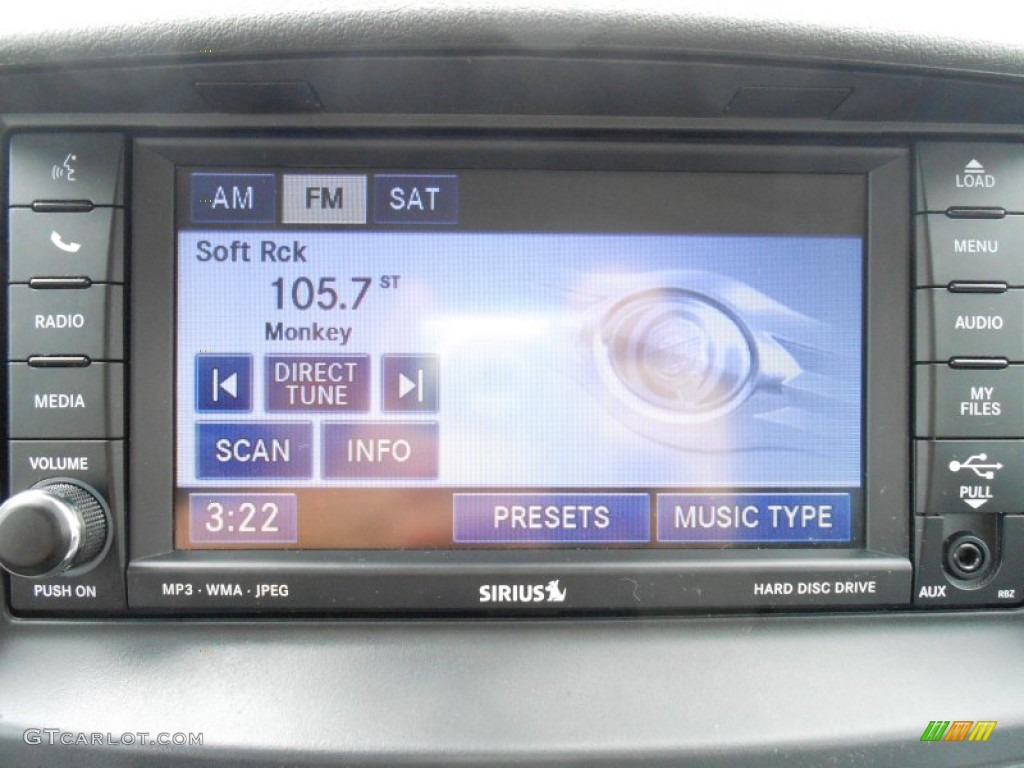 2010 Town & Country Touring - Dark Titanium Metallic / Dark Slate Gray/Light Shale photo #18