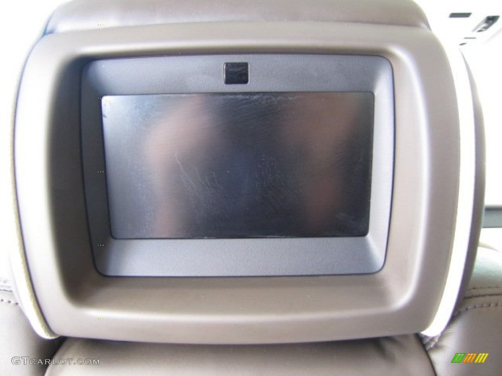 2010 Land Rover Range Rover Supercharged Entertainment System Photo #80601092