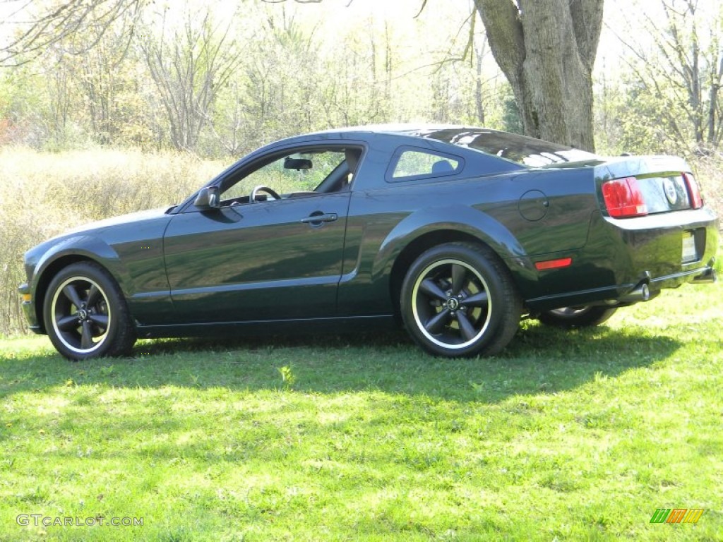 2009 Mustang Bullitt Coupe - Dark Highland Green Metallic / Dark Charcoal photo #4