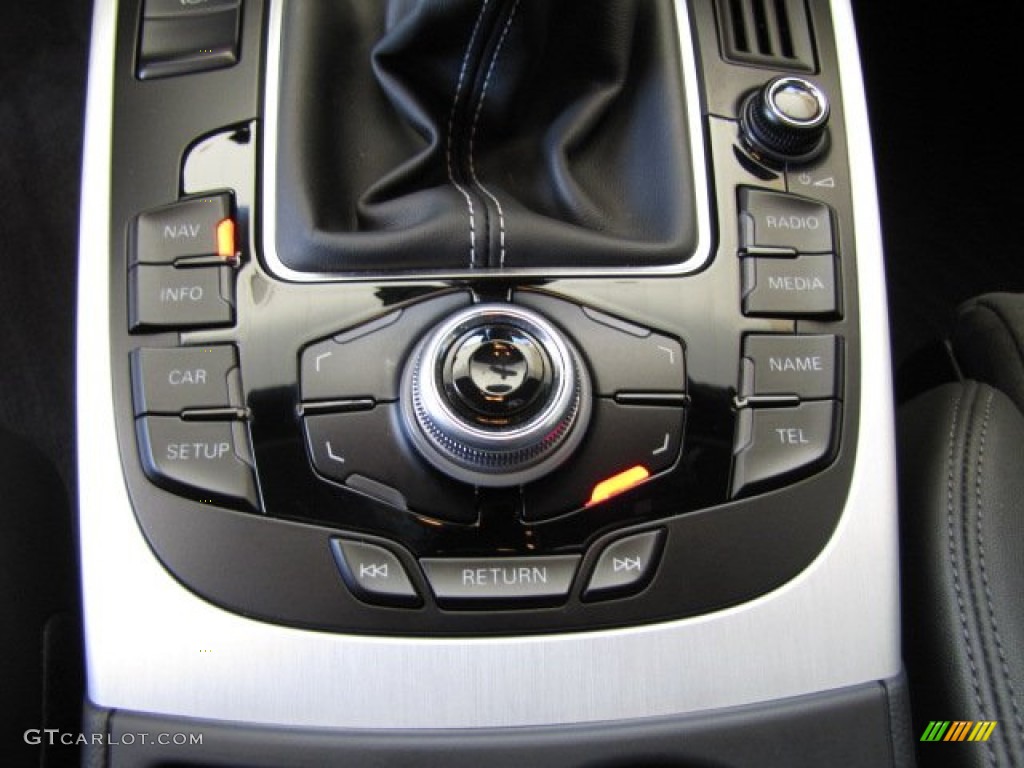 2010 Audi S4 3.0 quattro Sedan Controls Photo #80602888