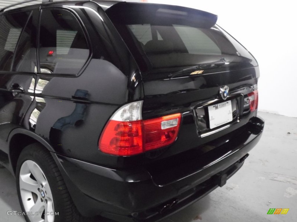 2006 X5 4.4i - Jet Black / Beige photo #17
