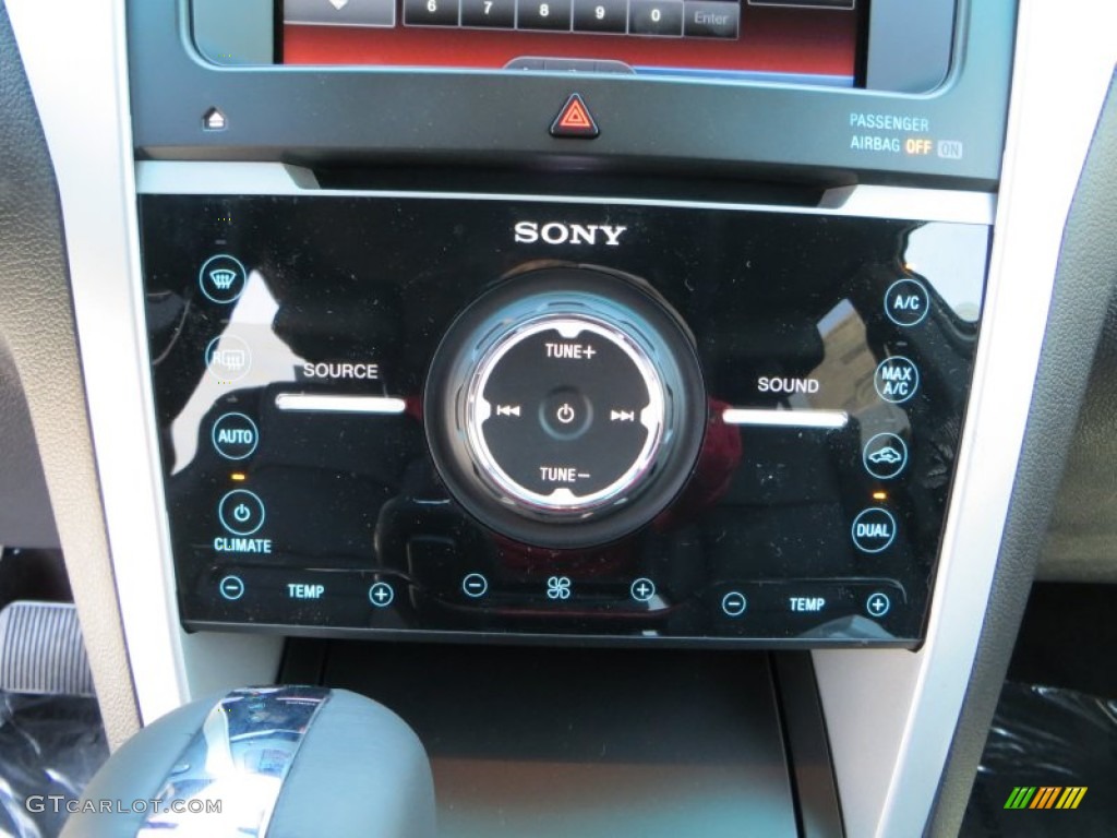 2013 Ford Explorer Limited Controls Photo #80604715