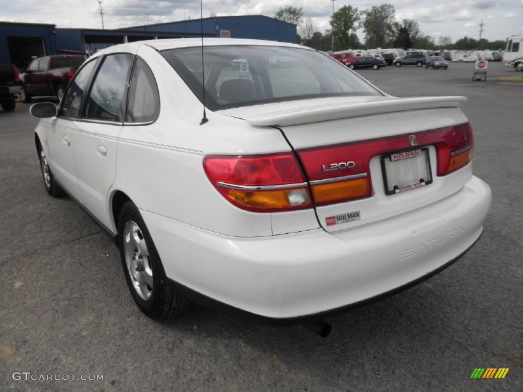 2002 L Series L200 Sedan - Cream White / Gray photo #16