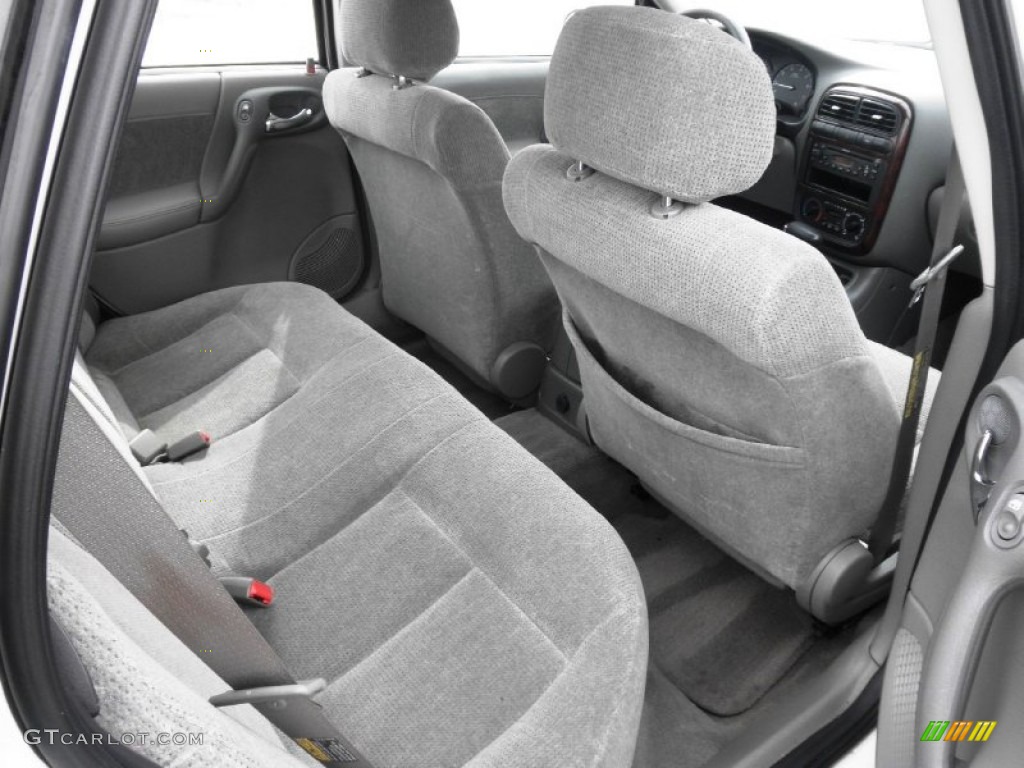 2002 L Series L200 Sedan - Cream White / Gray photo #18