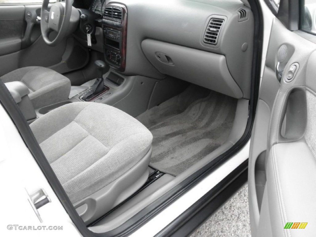 2002 L Series L200 Sedan - Cream White / Gray photo #19