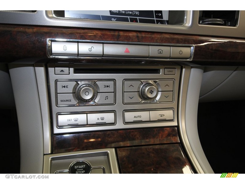 2010 Jaguar XF Premium Sport Sedan Controls Photo #80607816