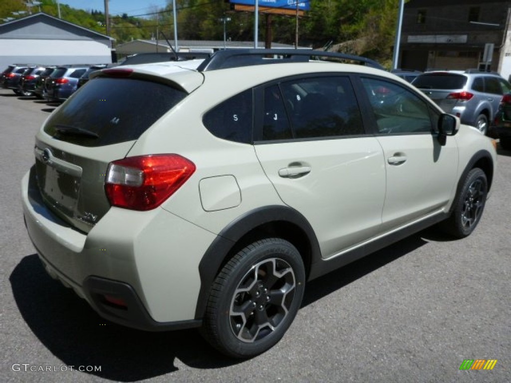 2013 XV Crosstrek 2.0 Premium - Desert Khaki / Black photo #4